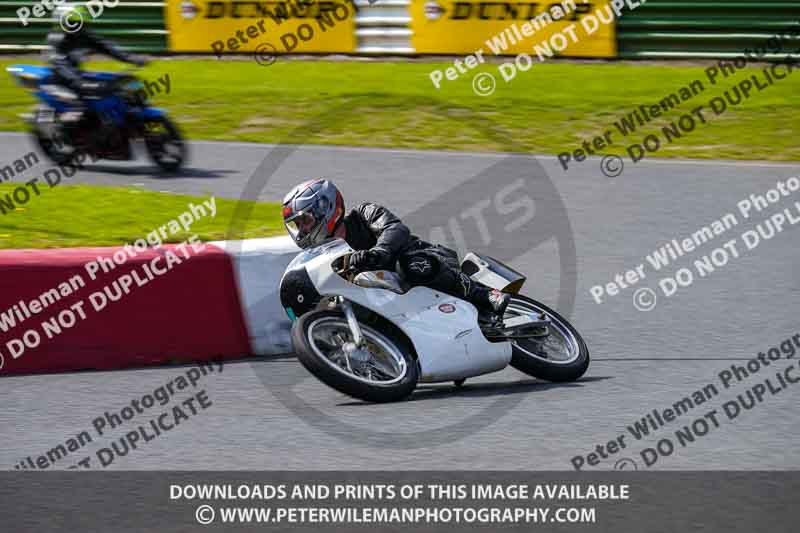 enduro digital images;event digital images;eventdigitalimages;mallory park;mallory park photographs;mallory park trackday;mallory park trackday photographs;no limits trackdays;peter wileman photography;racing digital images;trackday digital images;trackday photos